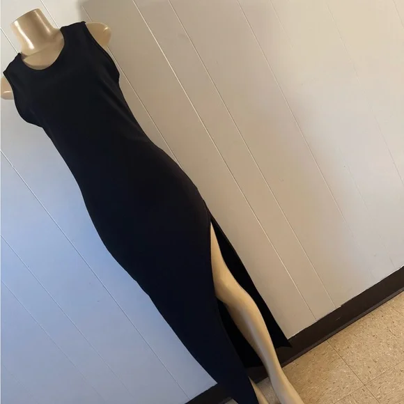 Open back slit maxi Dress size large - Picture 3 of 6